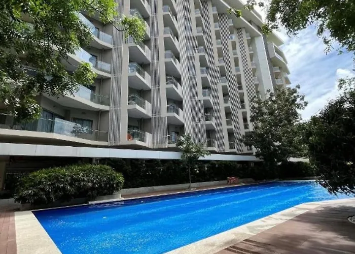 Apartment Azure Haven Pool Netflix Fast Wifi